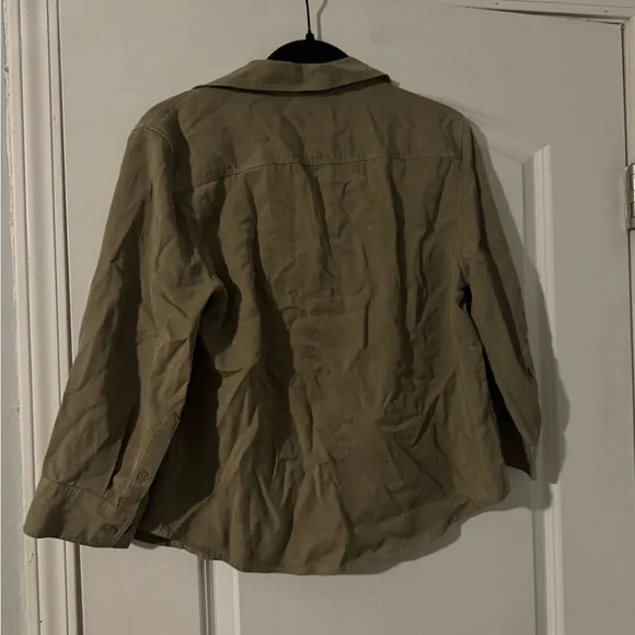 Army Green Aritzia Babaton Persona Blouse - Picture 4 of 4